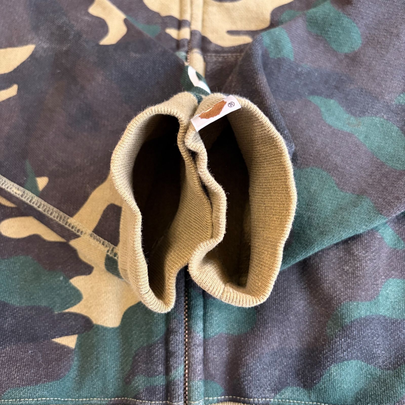 A BATHING APE エイプ シャークパーカー カモ 迷彩 グリーン 緑 サイズ