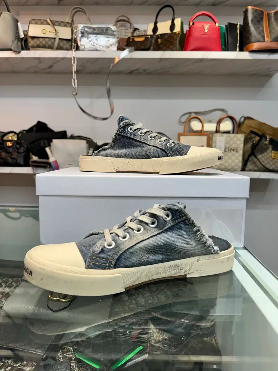 37 バレンシアガ Paris ディストレスト デニム ミュール