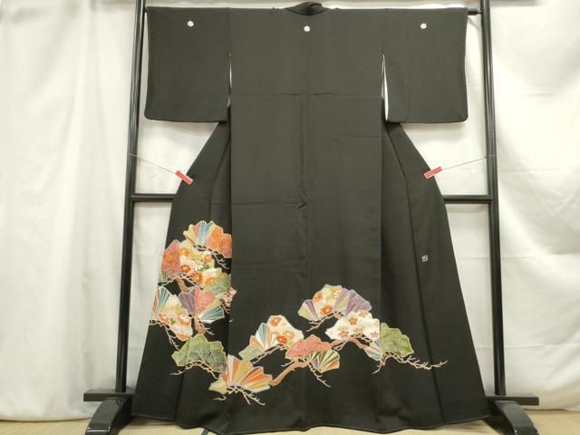 平和屋着物●豪華黒留袖　駒刺繍　草花文　正絹　逸品　CAAY1865ev 平和屋着物○豪華黒留袖 駒刺繍 草花文 正絹 逸品 CAAY1865ev 平和屋