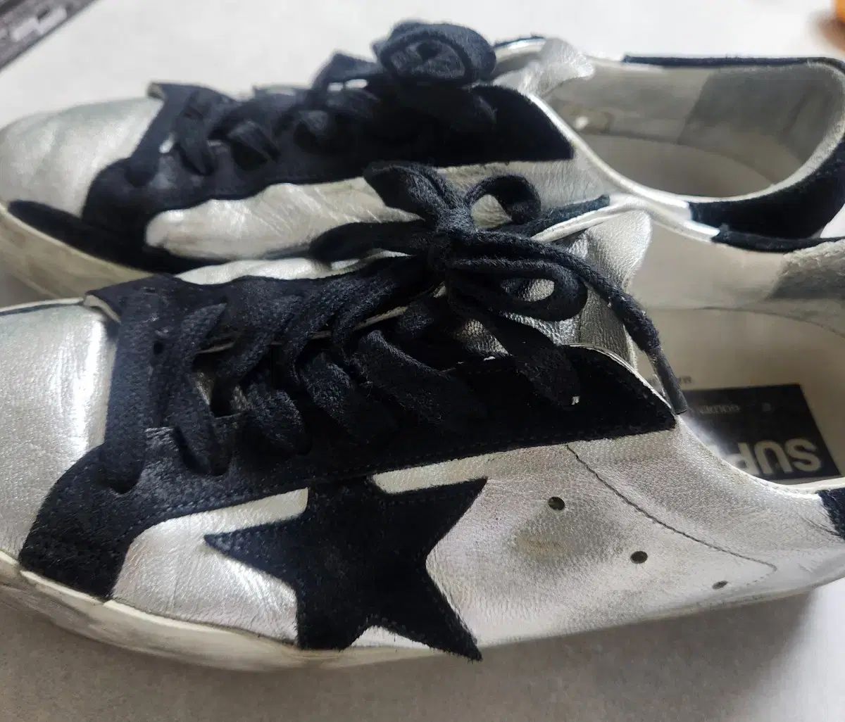  GOLDEN GOOSE ゴールデングース Superstar スニーカー シルバー ブラック スニーカー 靴
