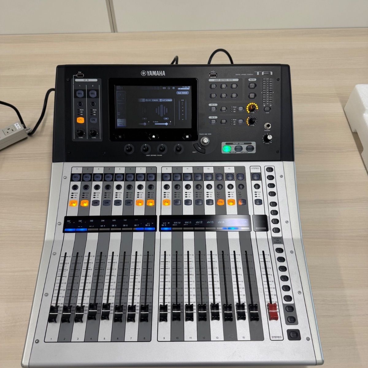 【美品】TF1 YAMAHA ヤマハ デジタルミキサー