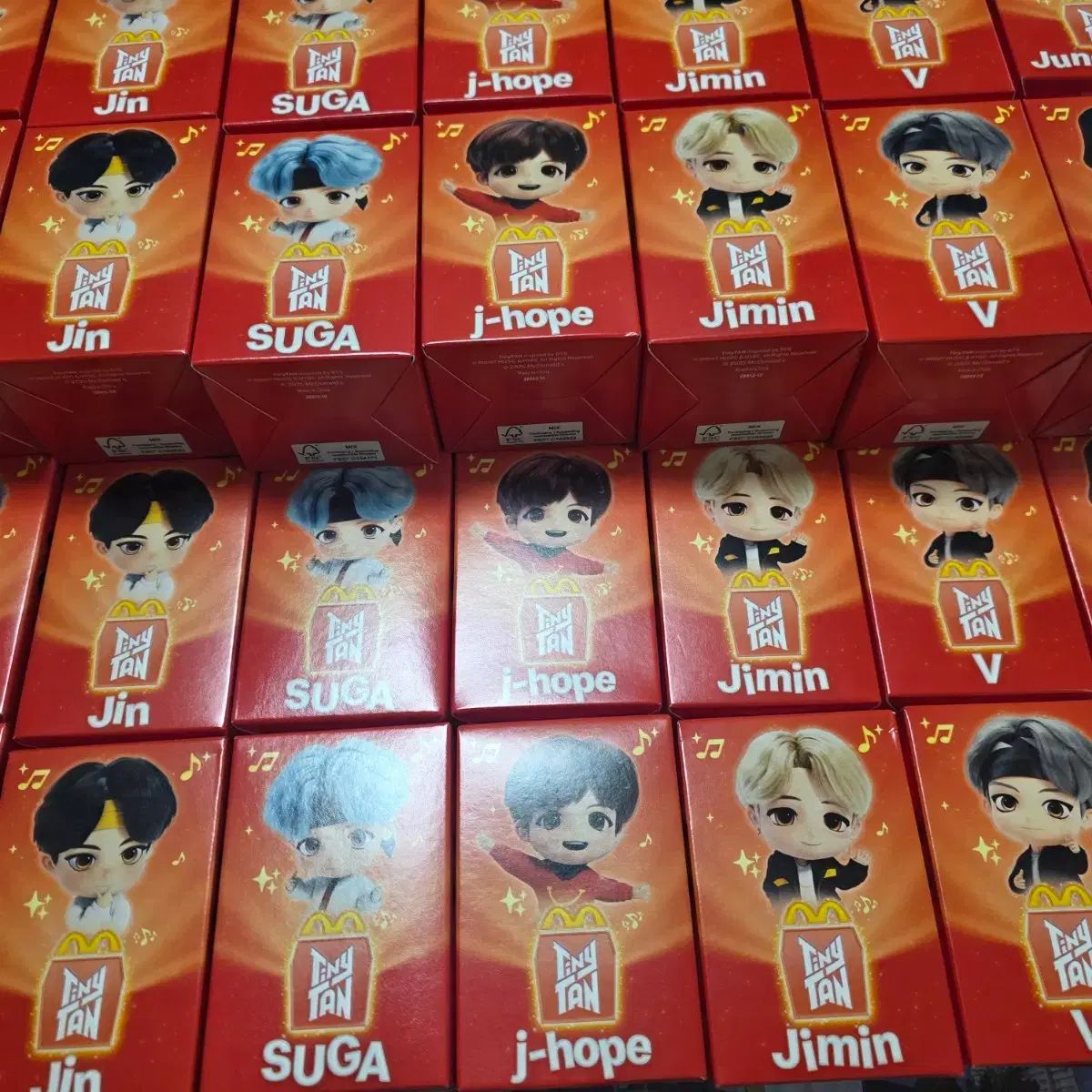 マクドナルド BTS TinyTAN ハッピーセット フィギュア 第2弾