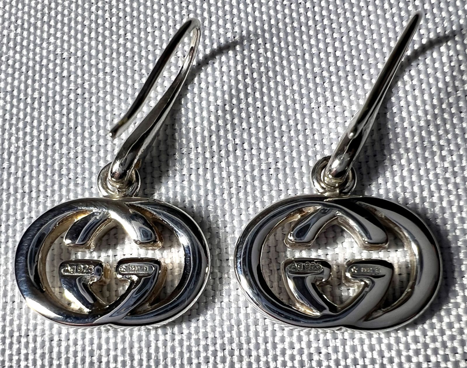美品 GUCCIグッチ インターロッキングG ダブルG フック スイングピアス