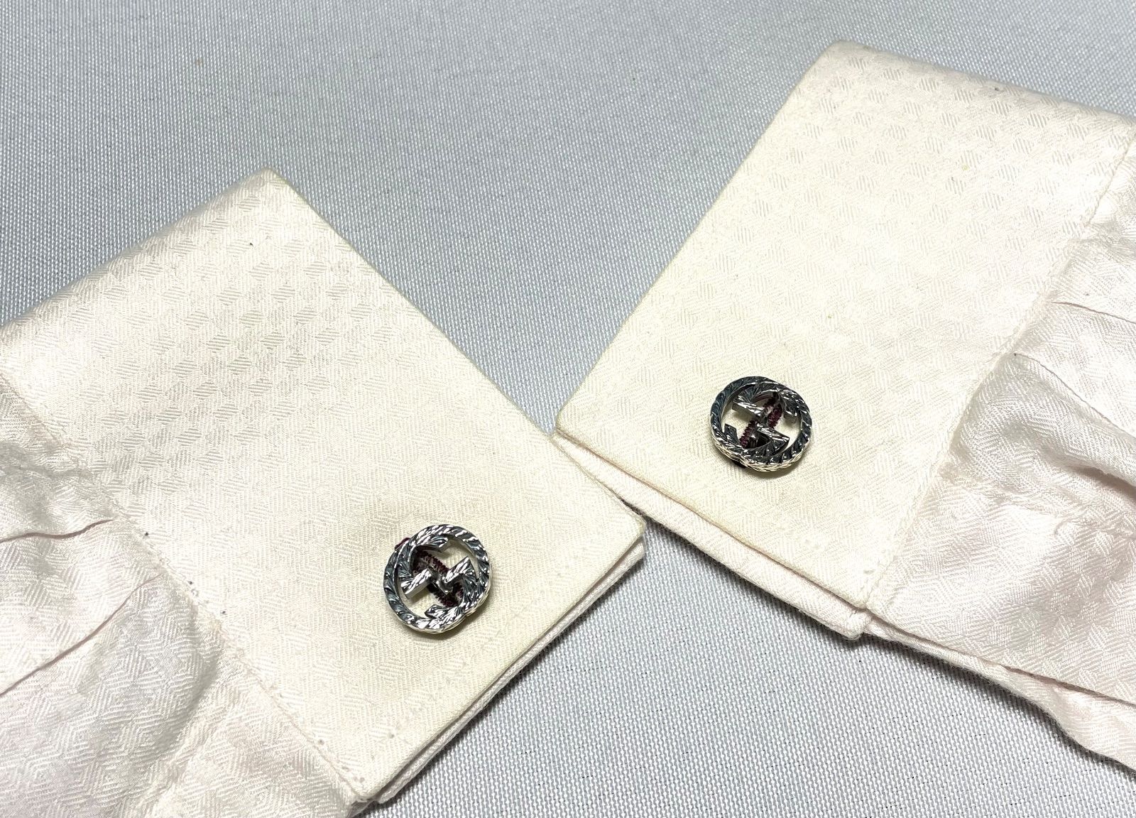 美品 GUCCI グッチ インターロッキングG エングレイブ カフス