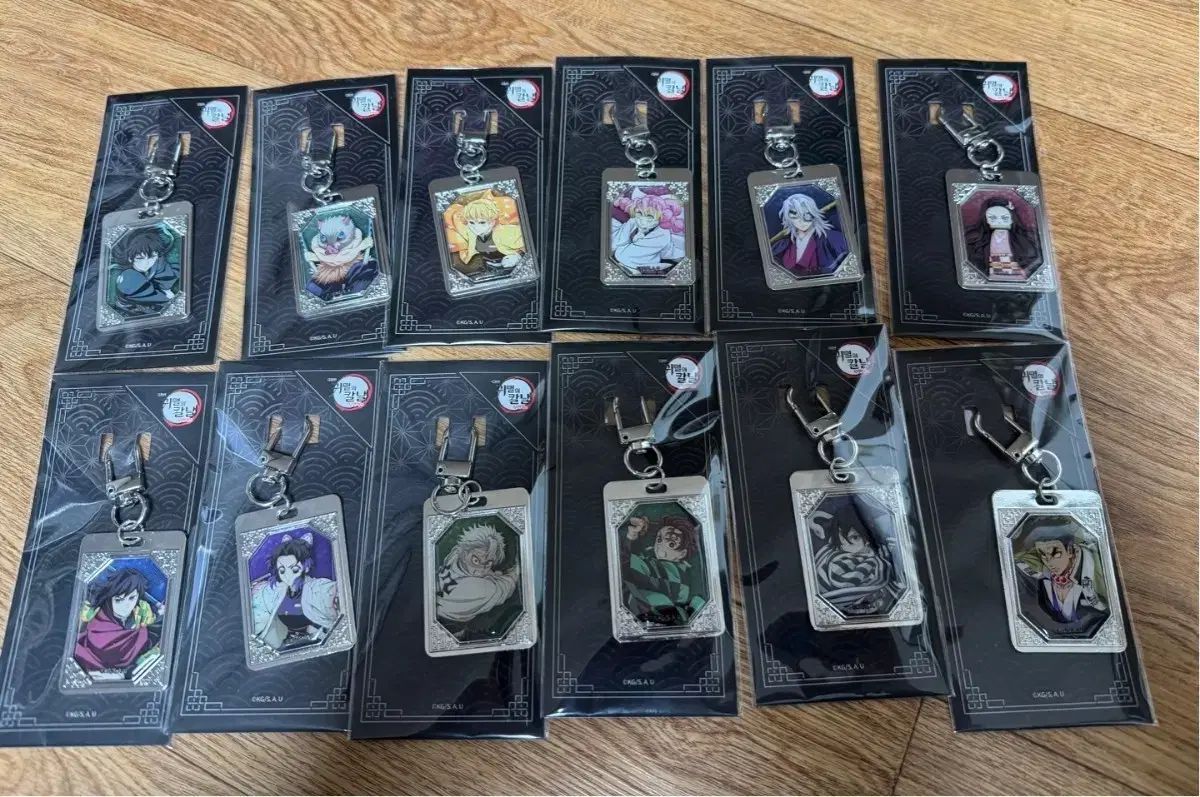 cgv 鬼滅の刃 夢幻城 メタルキーホルダー 全種