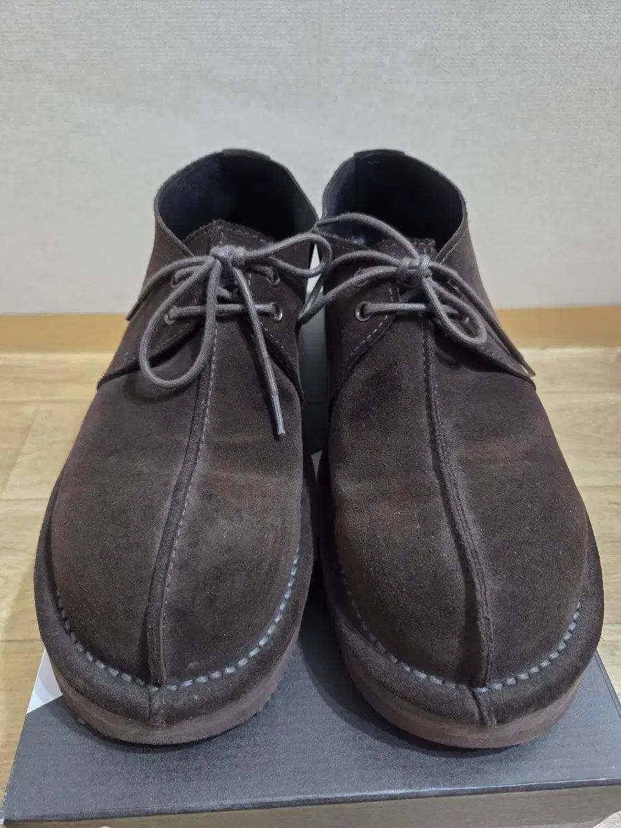 SOLOIST チャッカブーツ