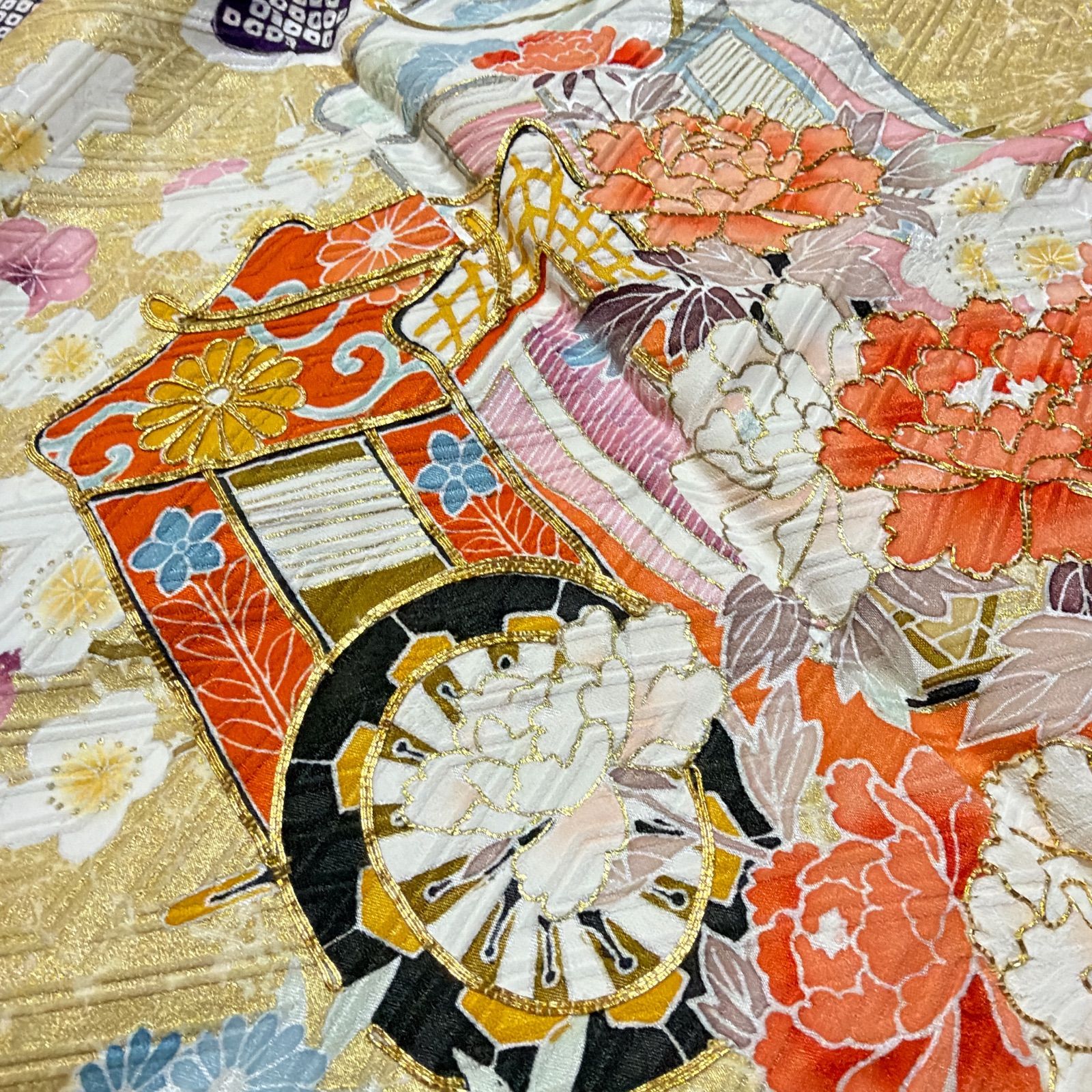 振袖 御所車 金駒刺繍 金彩 正絹 - メルカリ