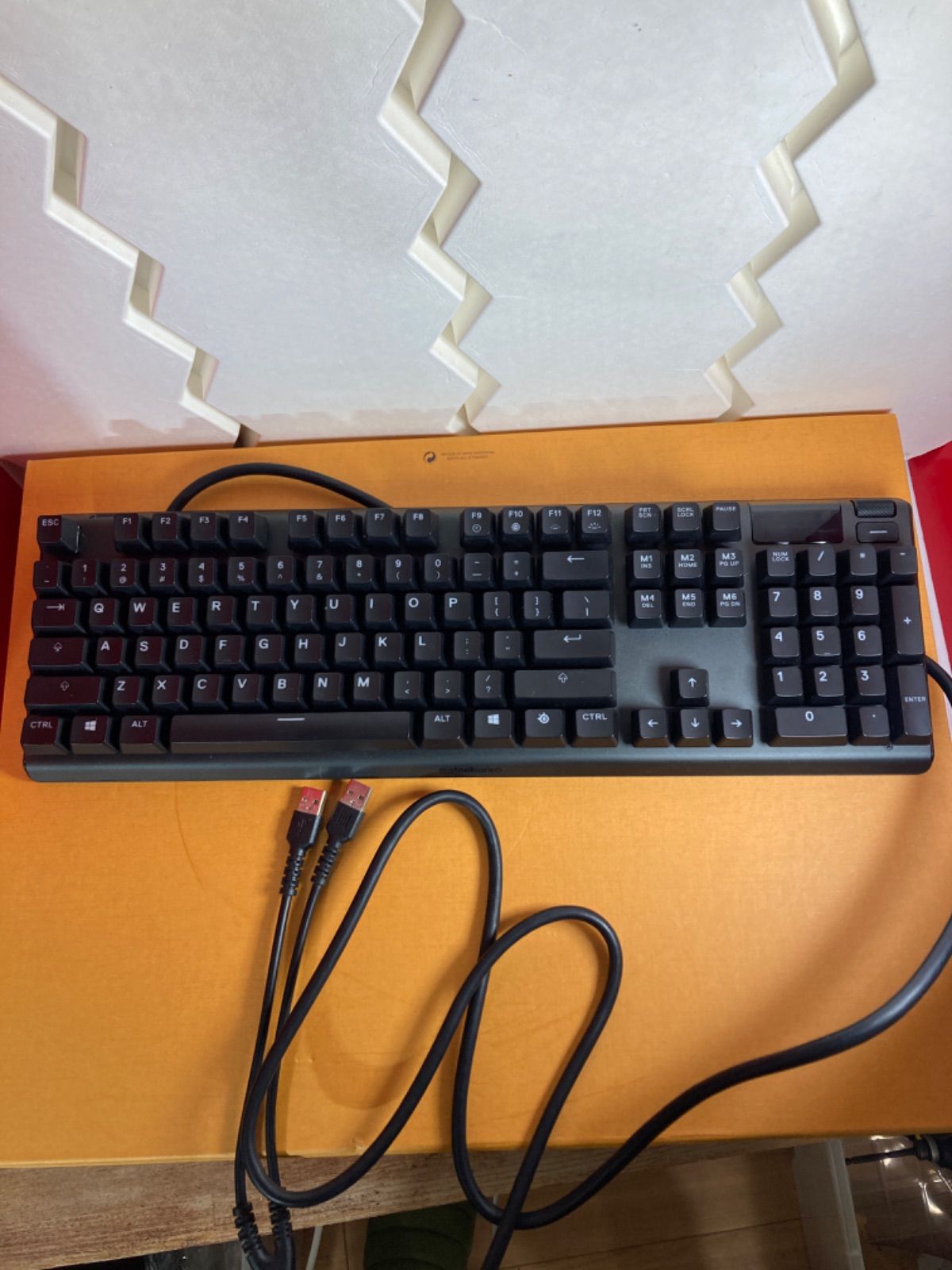 SteelSeries Apex Pro ゲーミングキーボード
