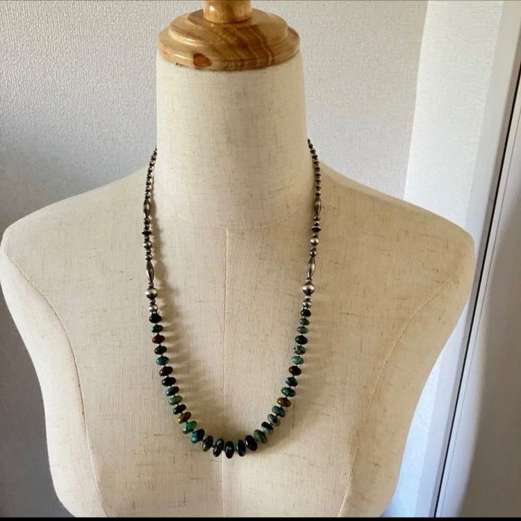 天然ターコイズのボリュームネックレス