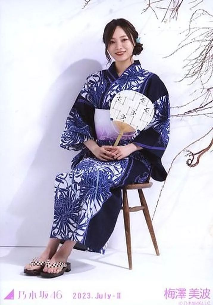 乃木坂46 梅澤美波 2021.July 浴衣(座り)　直筆 生写真 乃木坂46 梅澤美波 2021.July 浴衣(座り) 直筆 生写真 乃木坂46 生写真