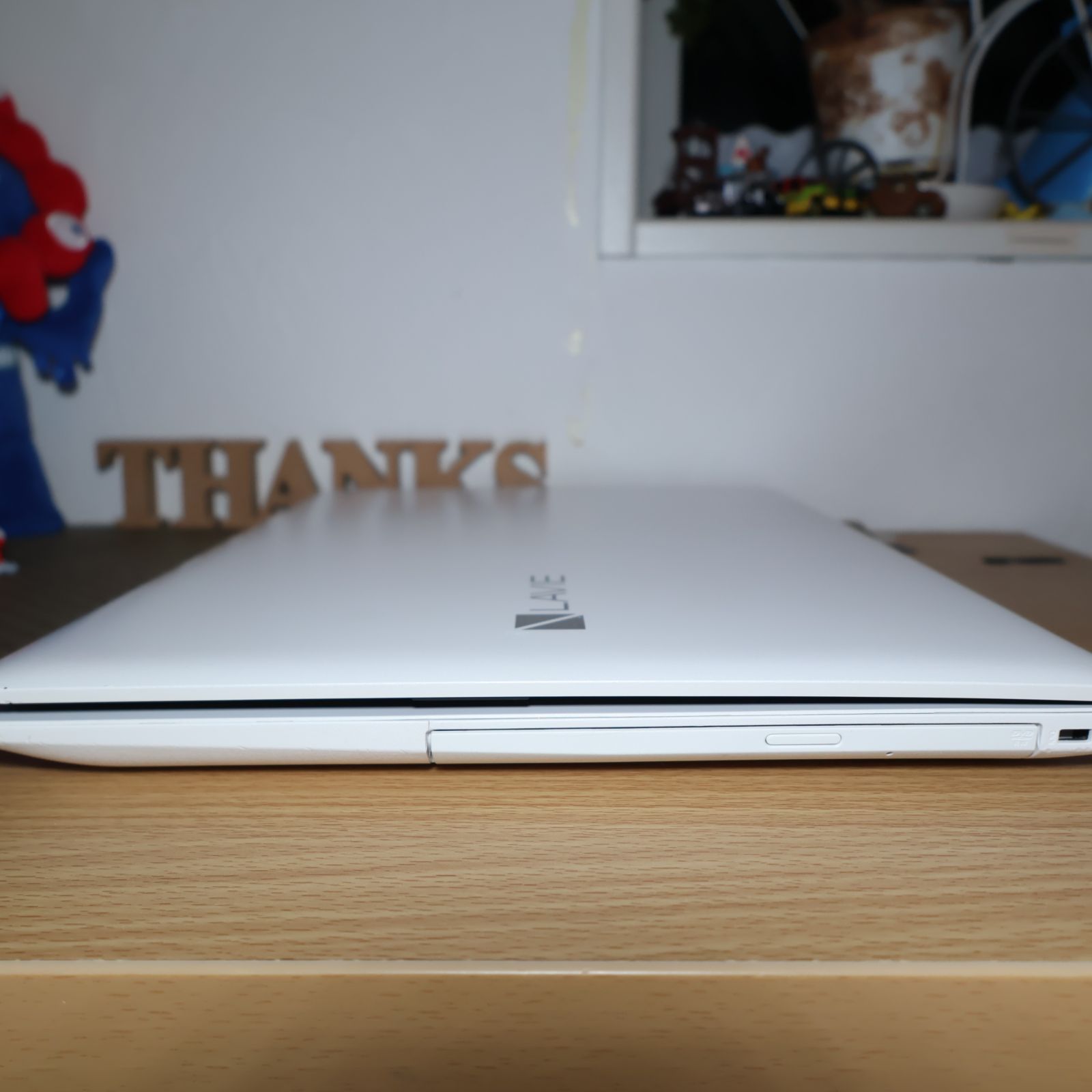 人気の白！Win11公式対応Corei7/メ12G/新品SSD/ブルーレイ/無線 - メルカリ