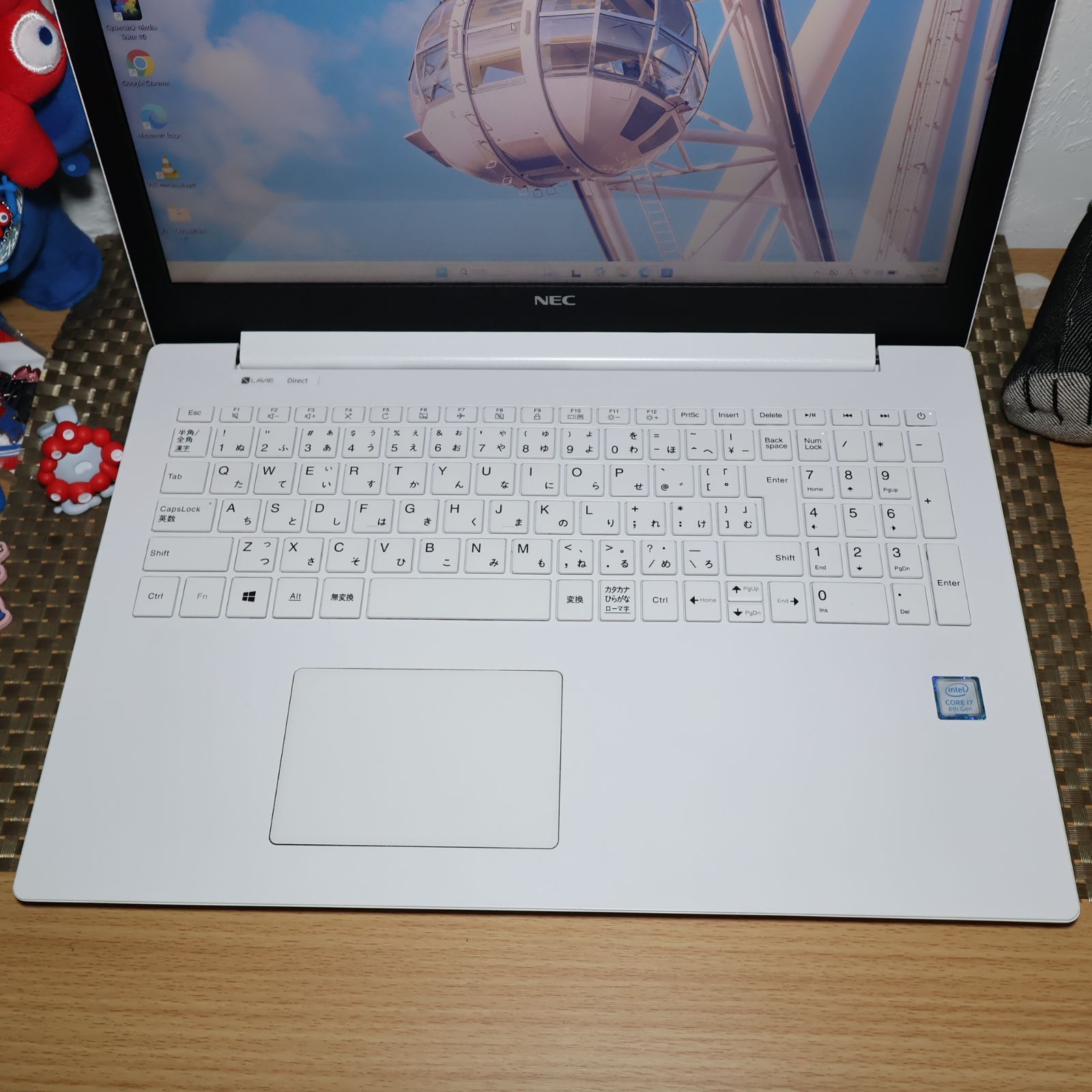 人気の白！Win11公式対応Corei7/メ12G/新品SSD/ブルーレイ/無線 - メルカリ