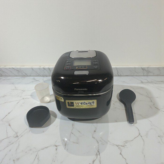 展示品）Panasonic パナソニック 炊飯器 SR-JW058-KK 3合 圧力IH 銘柄