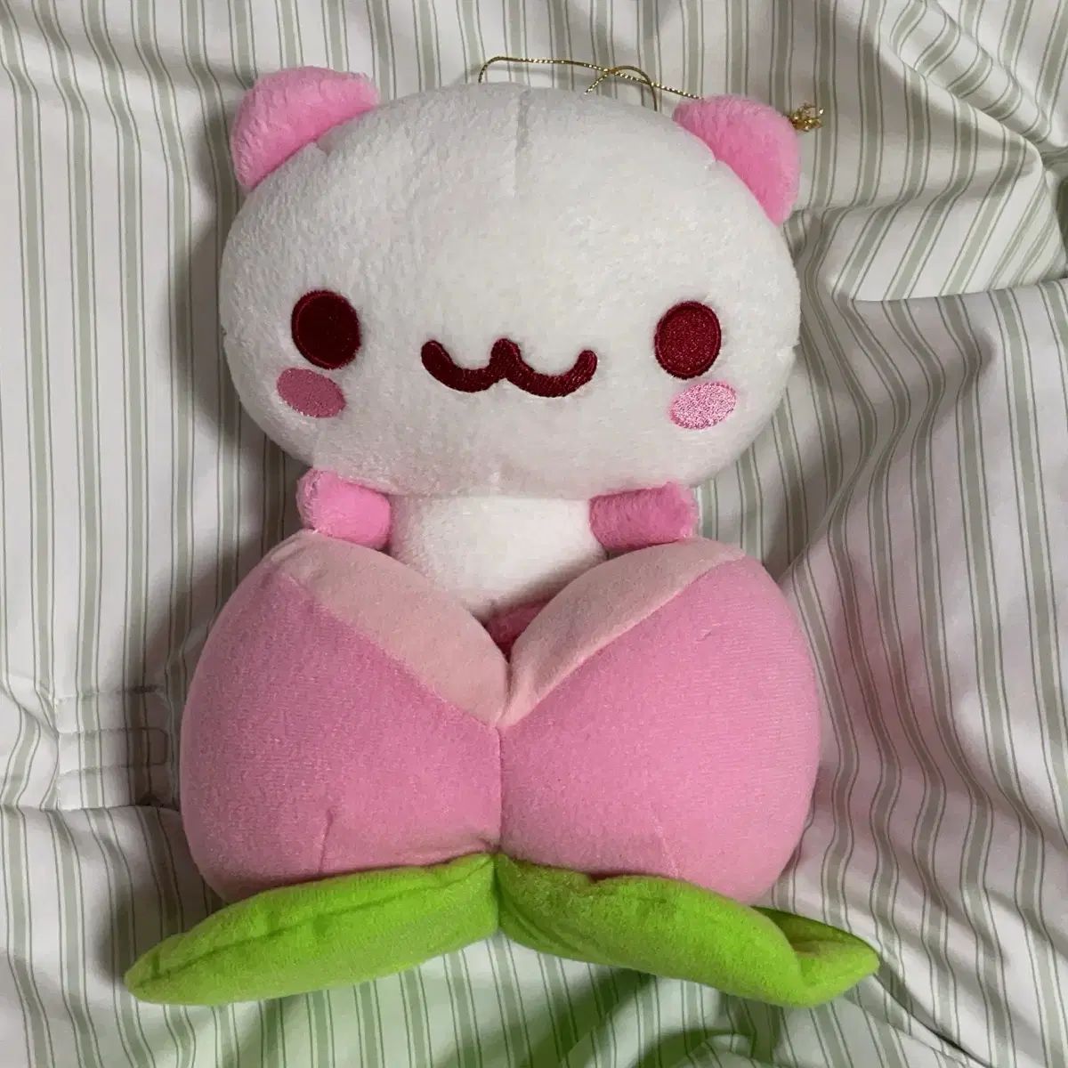 クラシック桃に乗っているモモパンダぬいぐるみ San-X - メルカリ