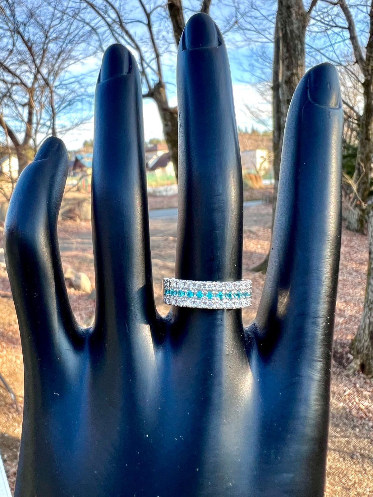 見事な煌めき!!!★ブラジル・バターリャパライバトルマリンPt900リング★ imgrc0078365308.jpg