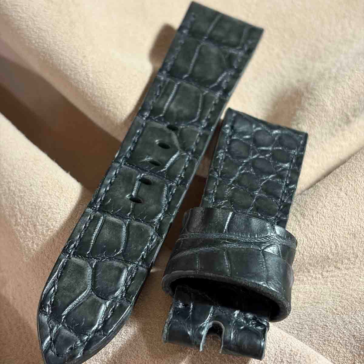  exh 62 墨染め クロコダイル 腕時計ベルト ラグ幅24 mm バックル幅22 レザーベルト 時計