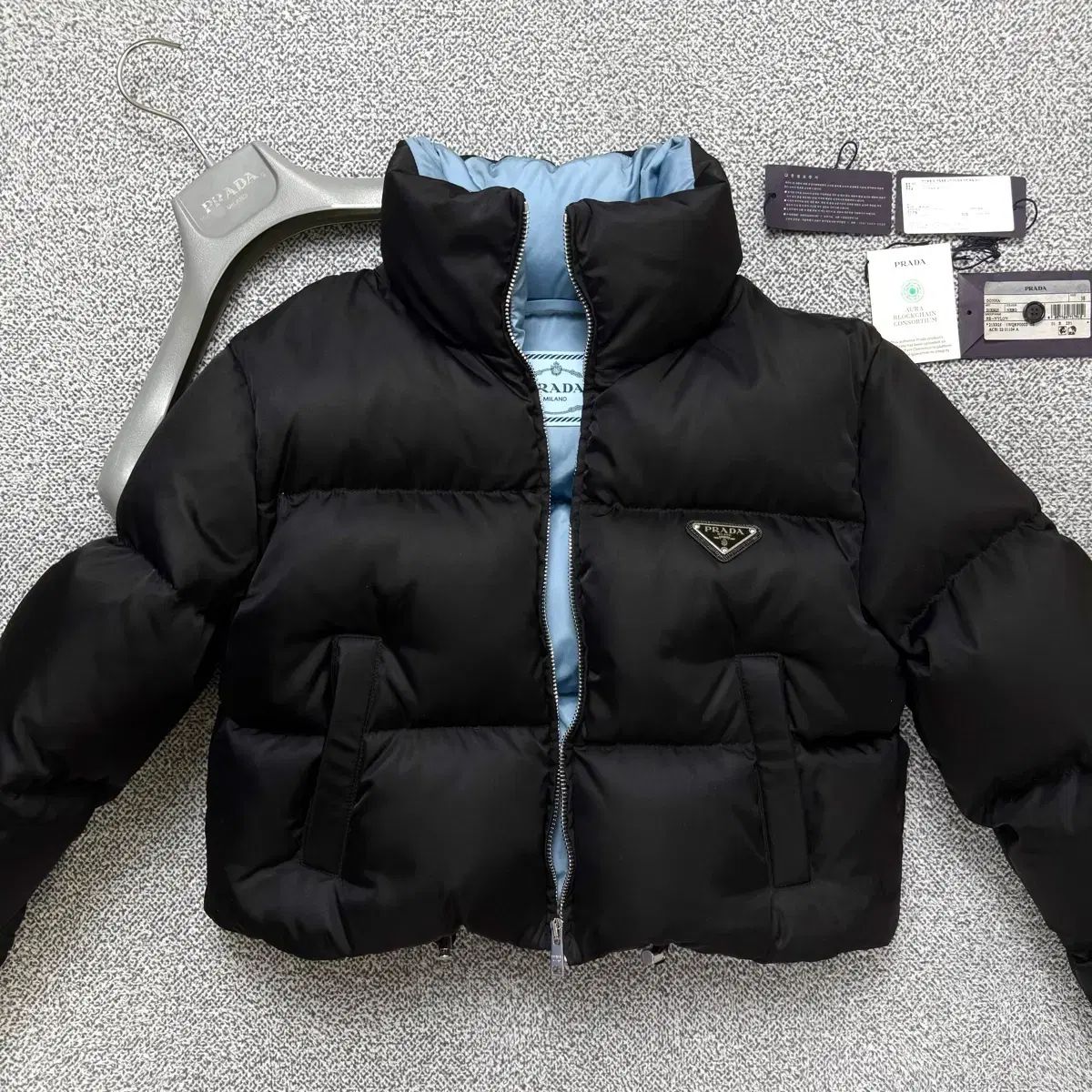 級 プラダ リナイロン コンバーチブル クロップド ダウン ブラック