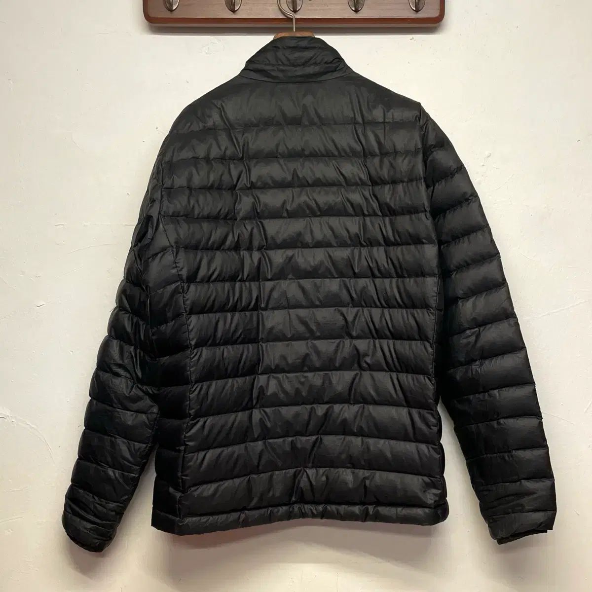 patagonia パタゴニア ブラック ダウン セーター ジャケット