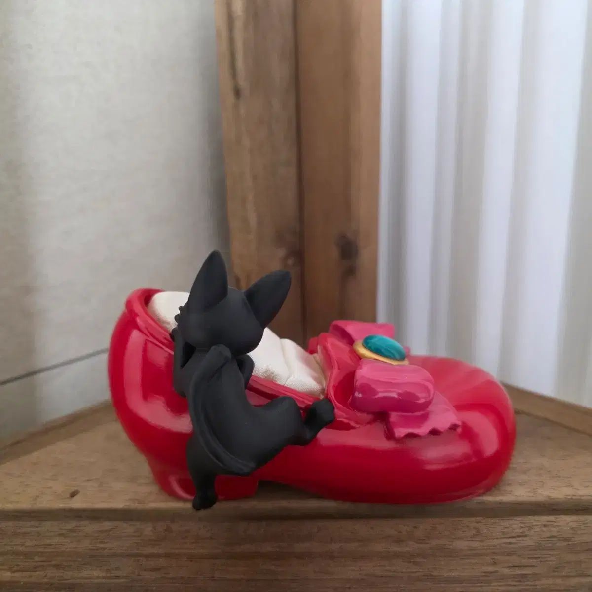 魔女の宅急便 ジジ アクセサリーケース キキの靴