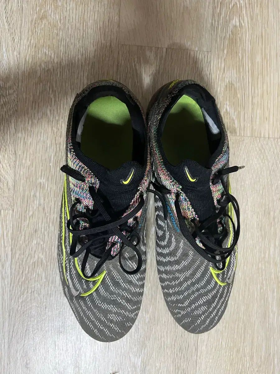 ナイキ FANTOM GX エリート mg 265