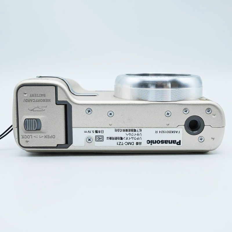 T04-t016 動作確認済 Panasonic パナソニック LUMIX TZ1 デジタル