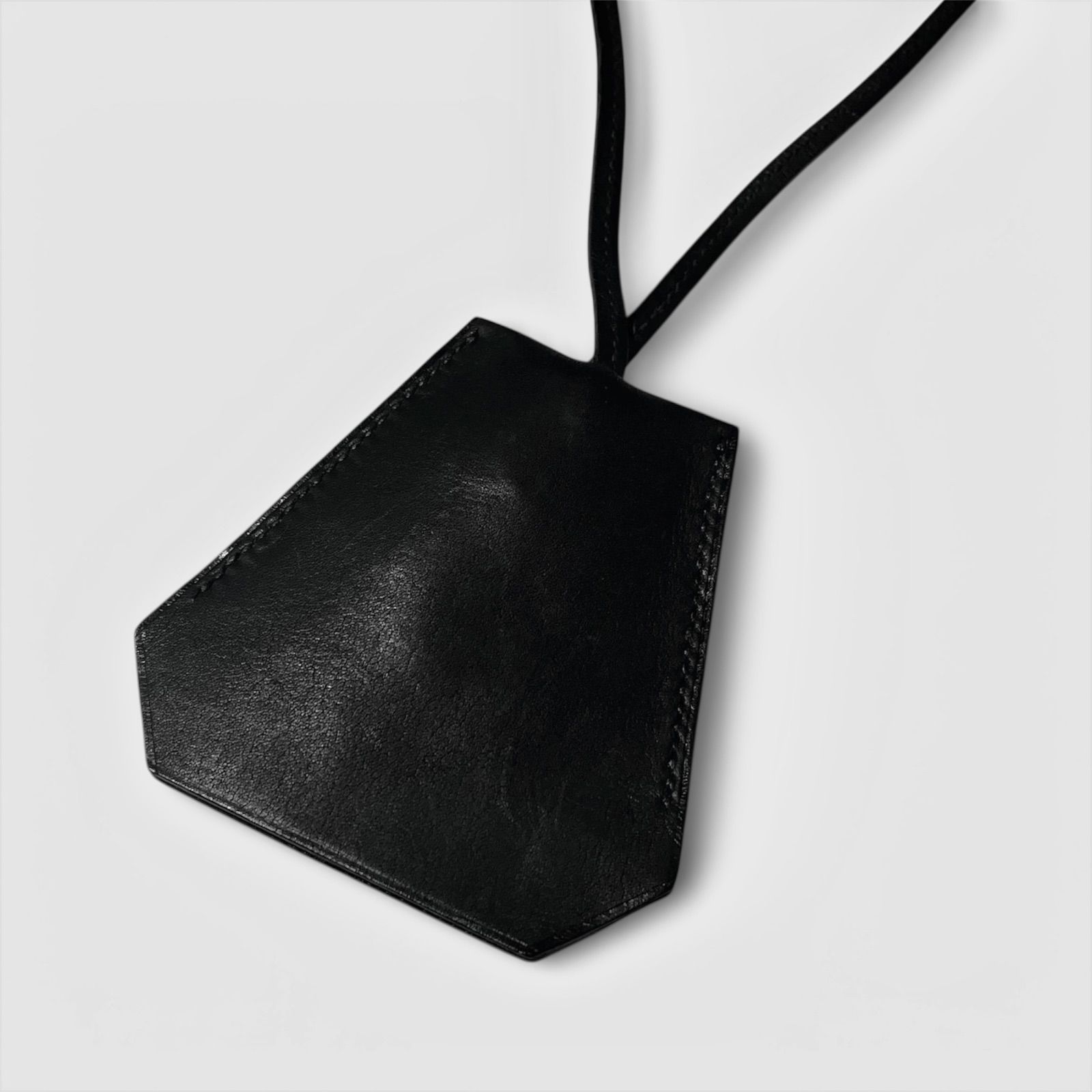 【極美品】名作 マルジェラ期 HERMES エルメス クロシェットネックレス 黒 楽天市場】【美品】HERMES エルメス クロシェット ネックレス □C刻印