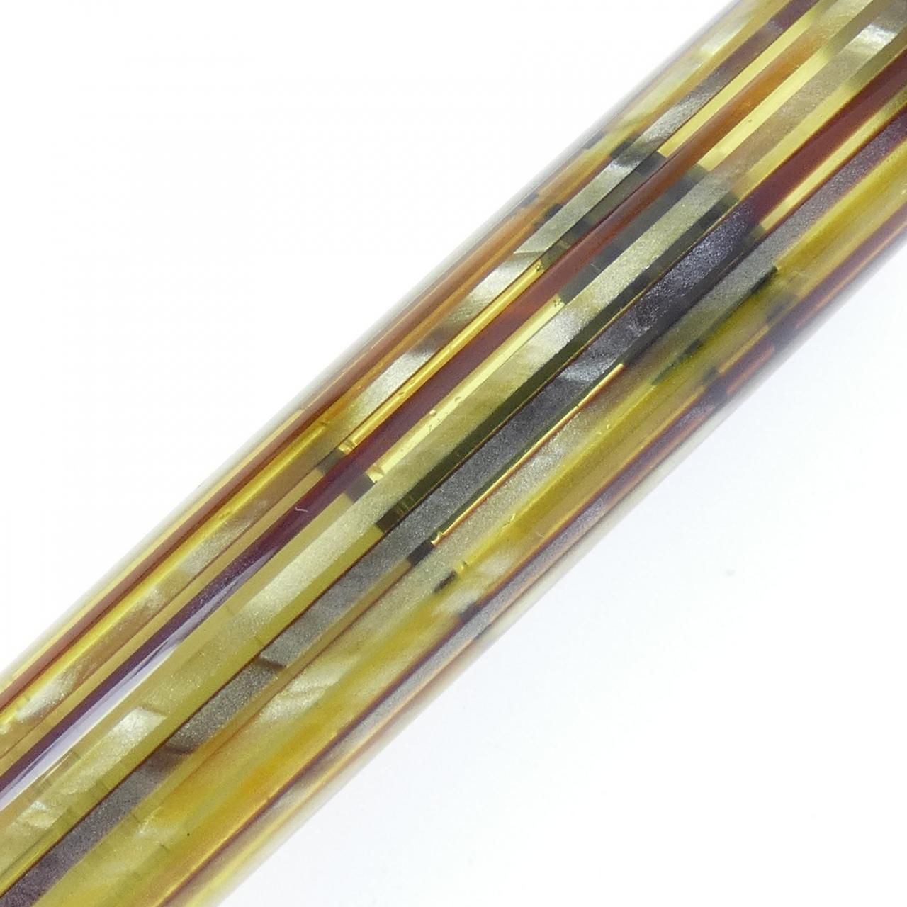 スーベレーンM 400ホワイトトータス