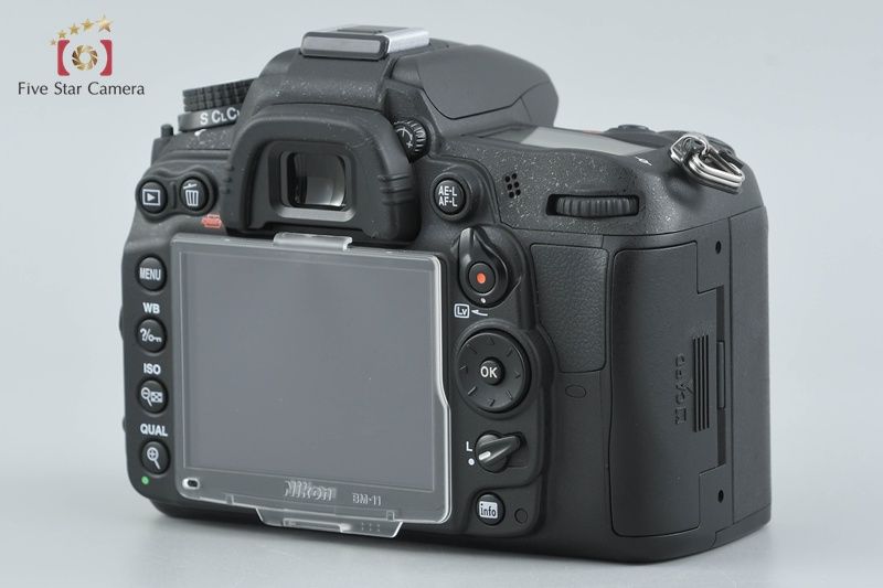 Nikon ニコン D 7000 デジタル一眼レフカメラ シャッター回数僅少