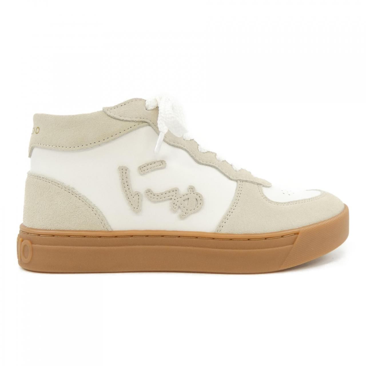 via SANGACIO スニーカー