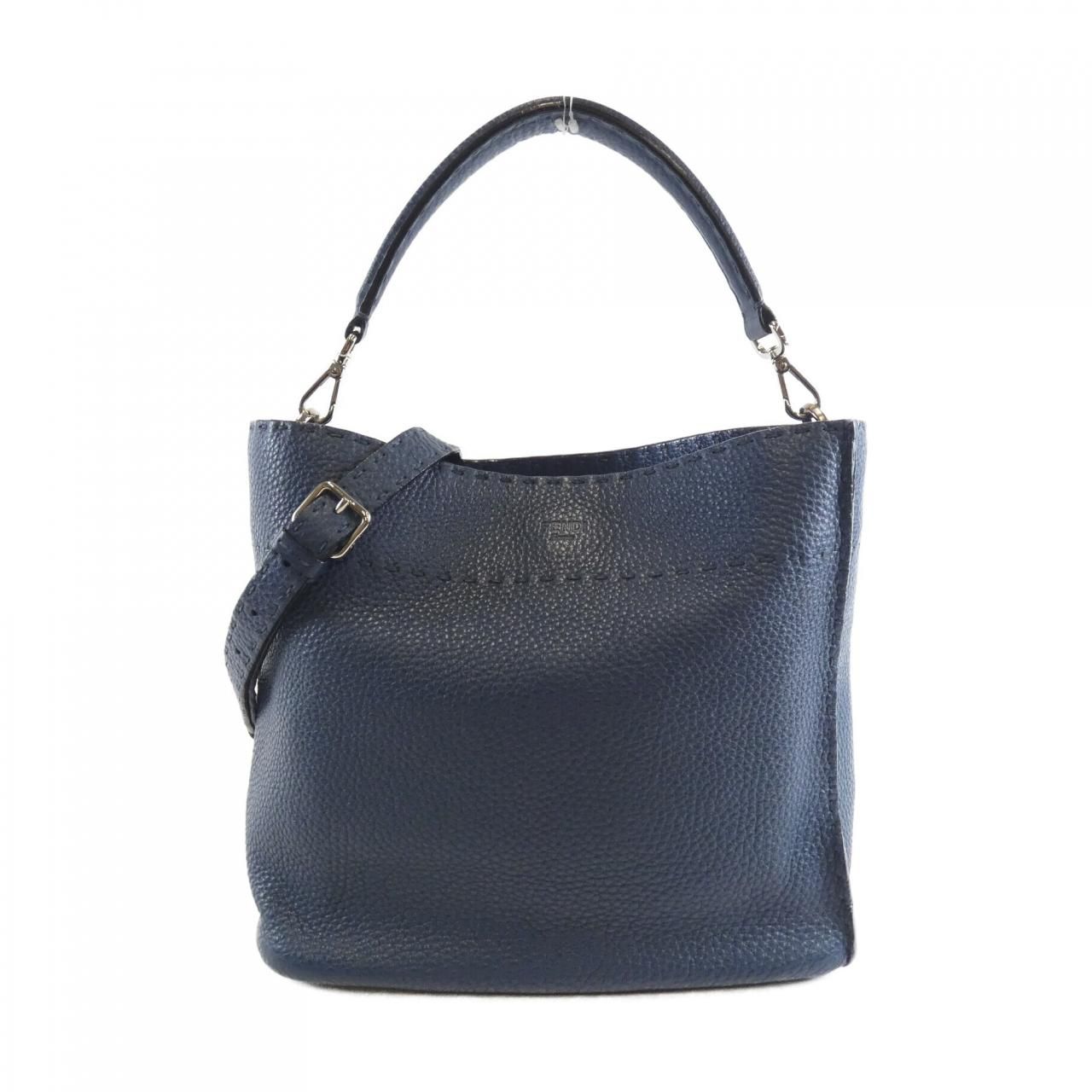 フェンディ ANNA SMALL 8 BT 218 NDU ショルダーバッグ