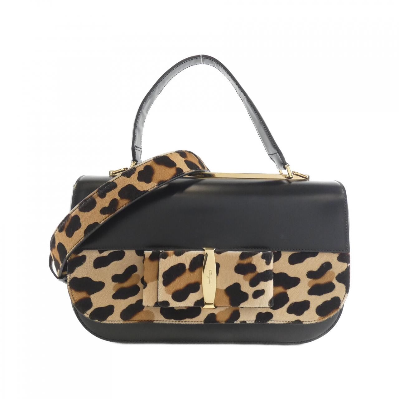 サルヴァトーレフェラガモ 21 G 649 バッグ