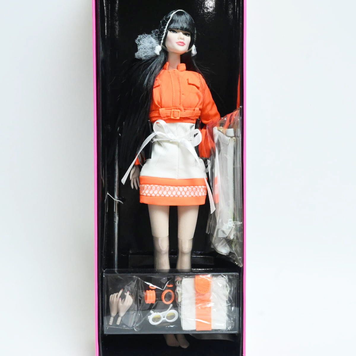 新品未使用 Integrity Toys Poppy Parker 2014 Agent Kimiko Gunn Tina