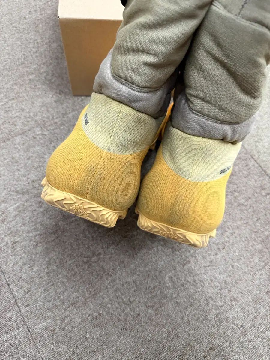 Knit RNR ニットランナー サンド サーフリア