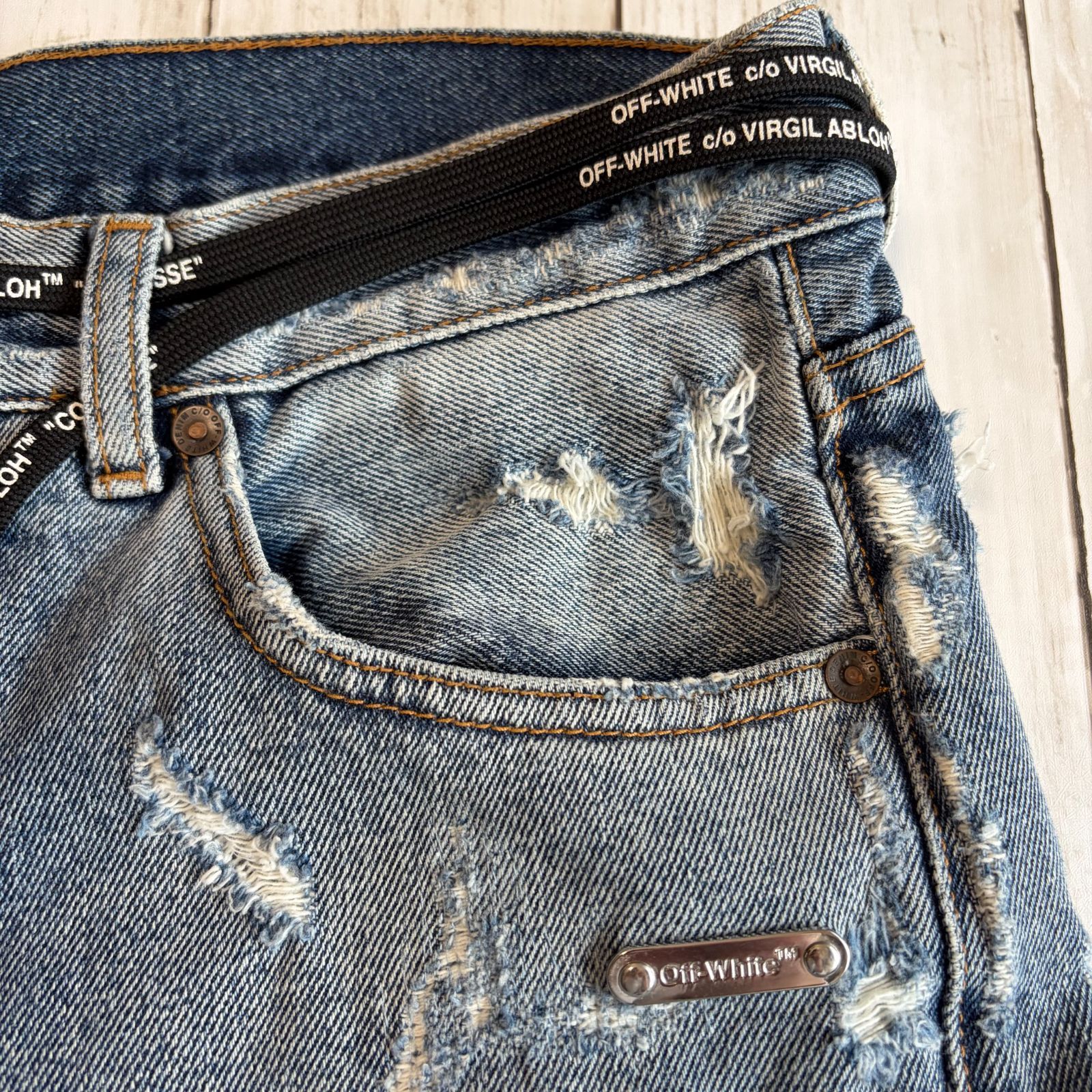 【激レア品】off-white Denim ダメージ加工 ブラック サイズ32 off-white ダメージデニムw32 【公式通販】