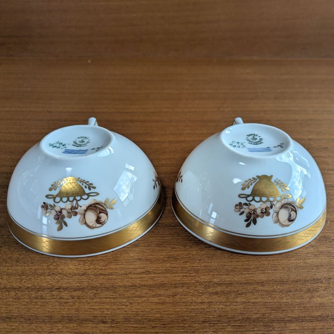 ロイヤルコペンハーゲン ゴールデンバスケット ブラウンローズ 金彩