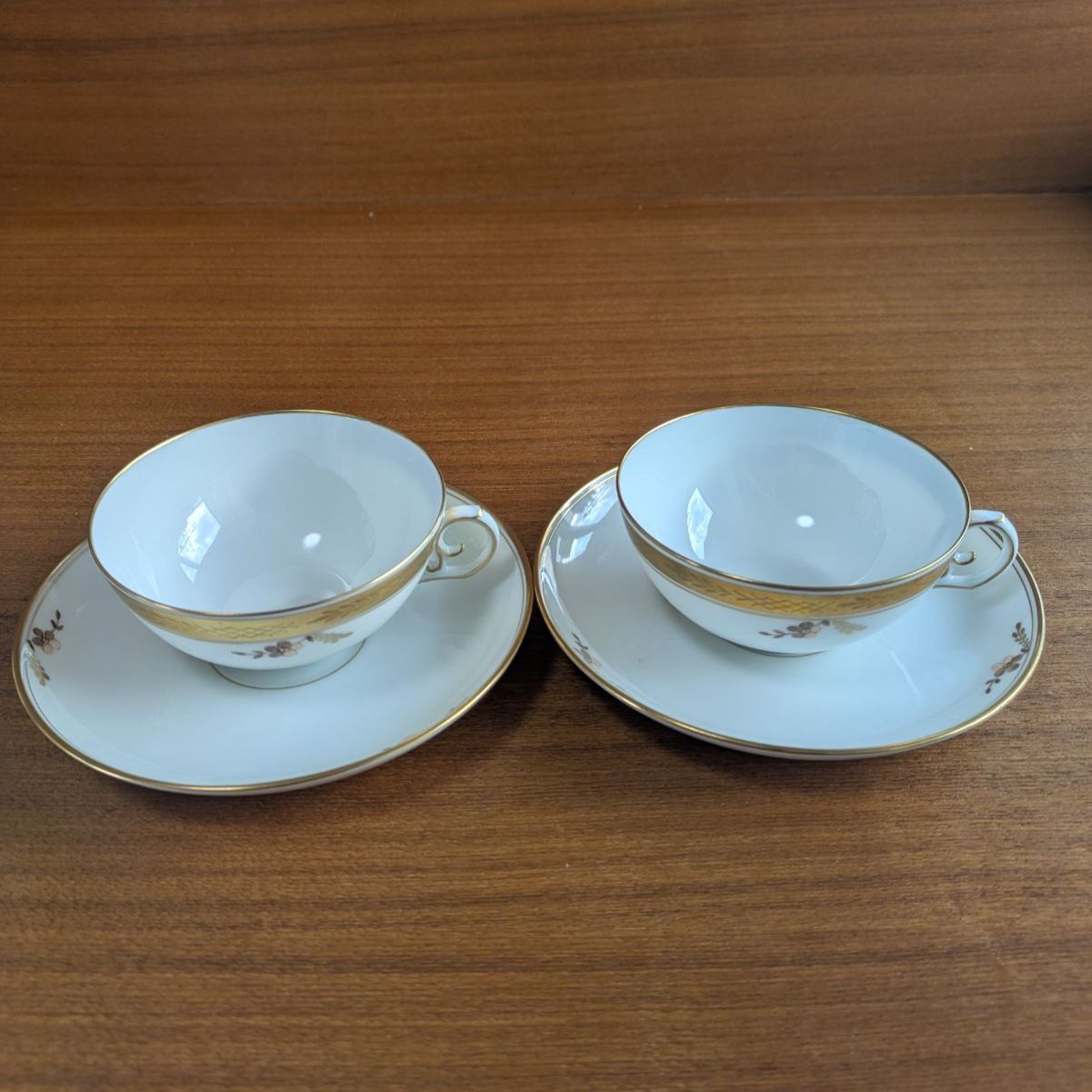 ロイヤルコペンハーゲン ゴールデンバスケット ブラウンローズ 金彩