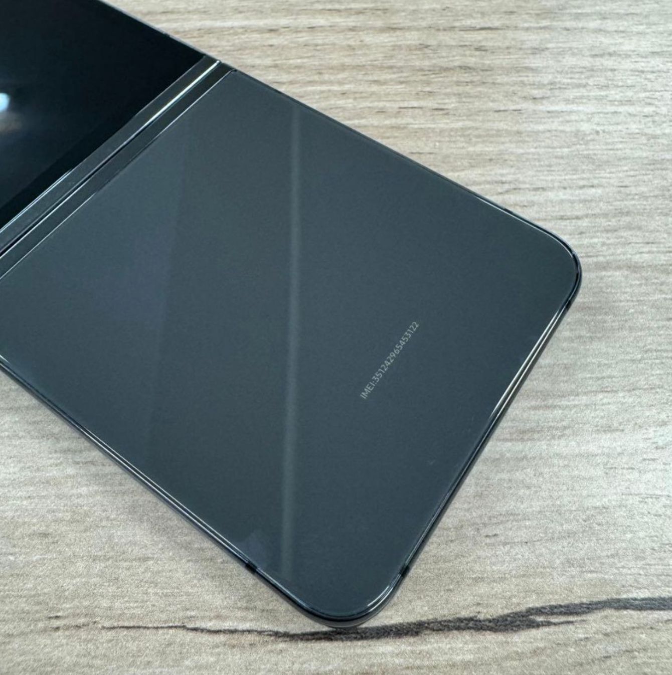 ジャンク品 Samsung Galaxy Z Flip 5 SIMフリー版 - メルカリ