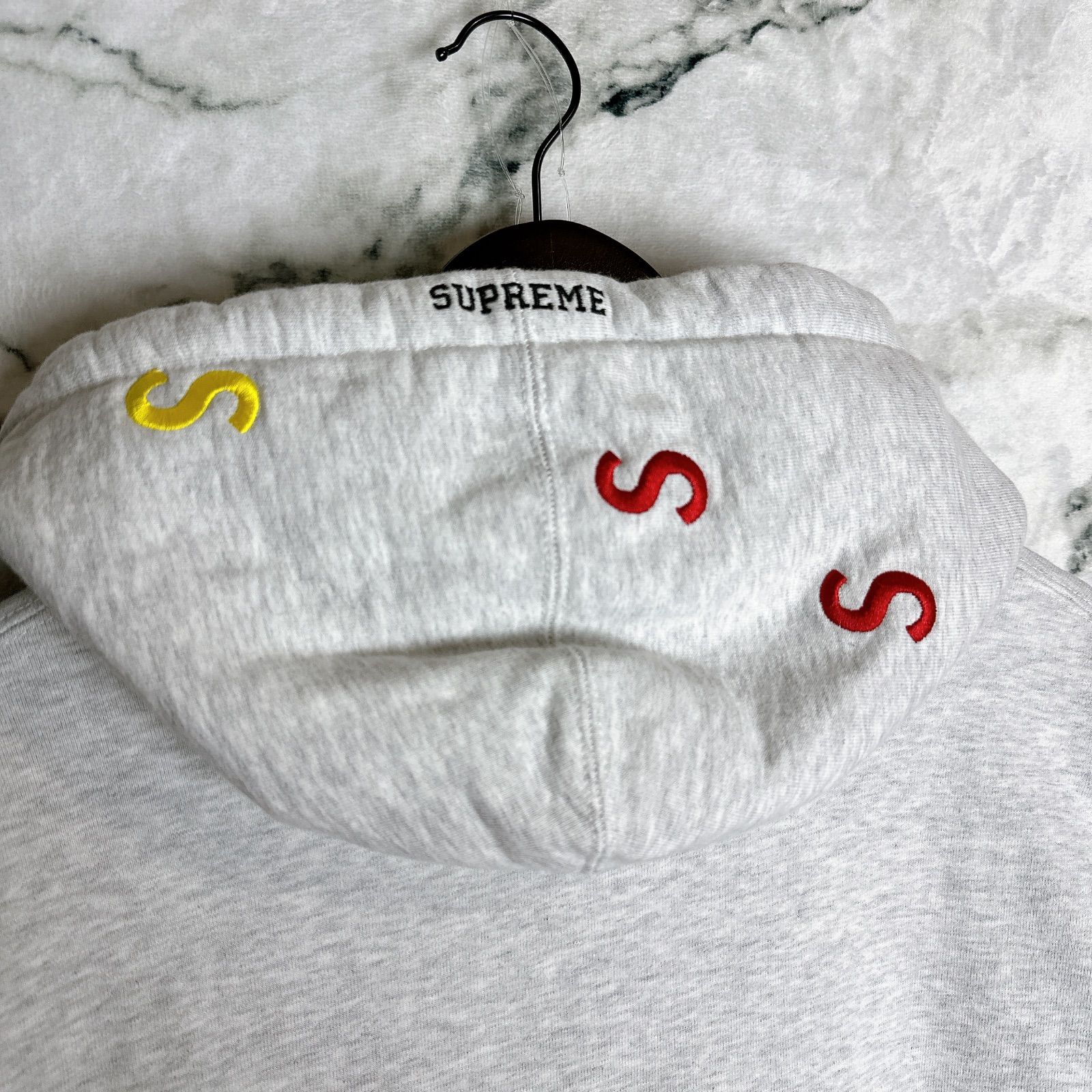 シュプリーム スウェットパーカー 総柄パーカー シュプリーム SUPREME