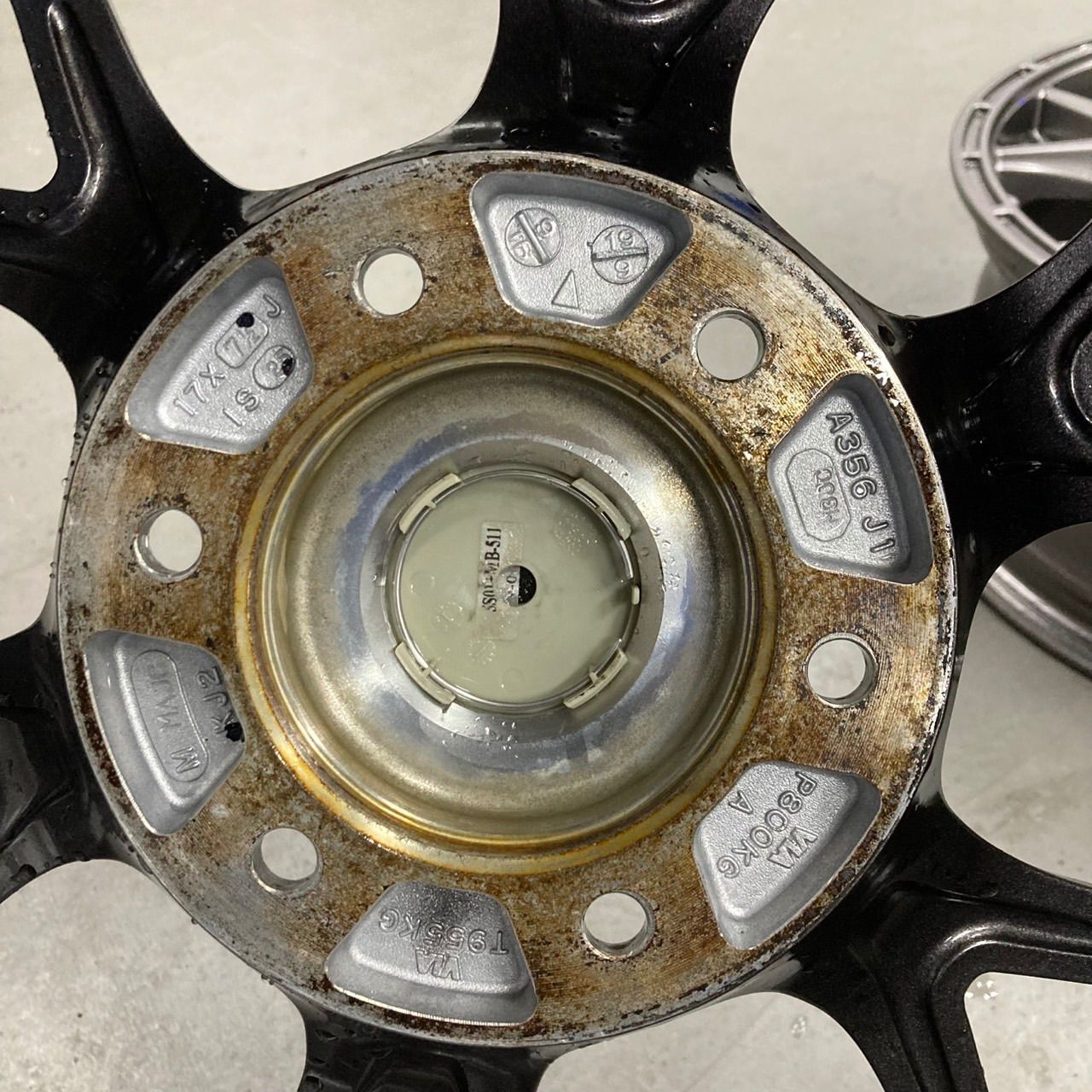  JAOS TRIBE CROW 17インチ 7 5 j 25 PCD 139 ガンメタリック プラド ハイラックス 17インチ ホイール