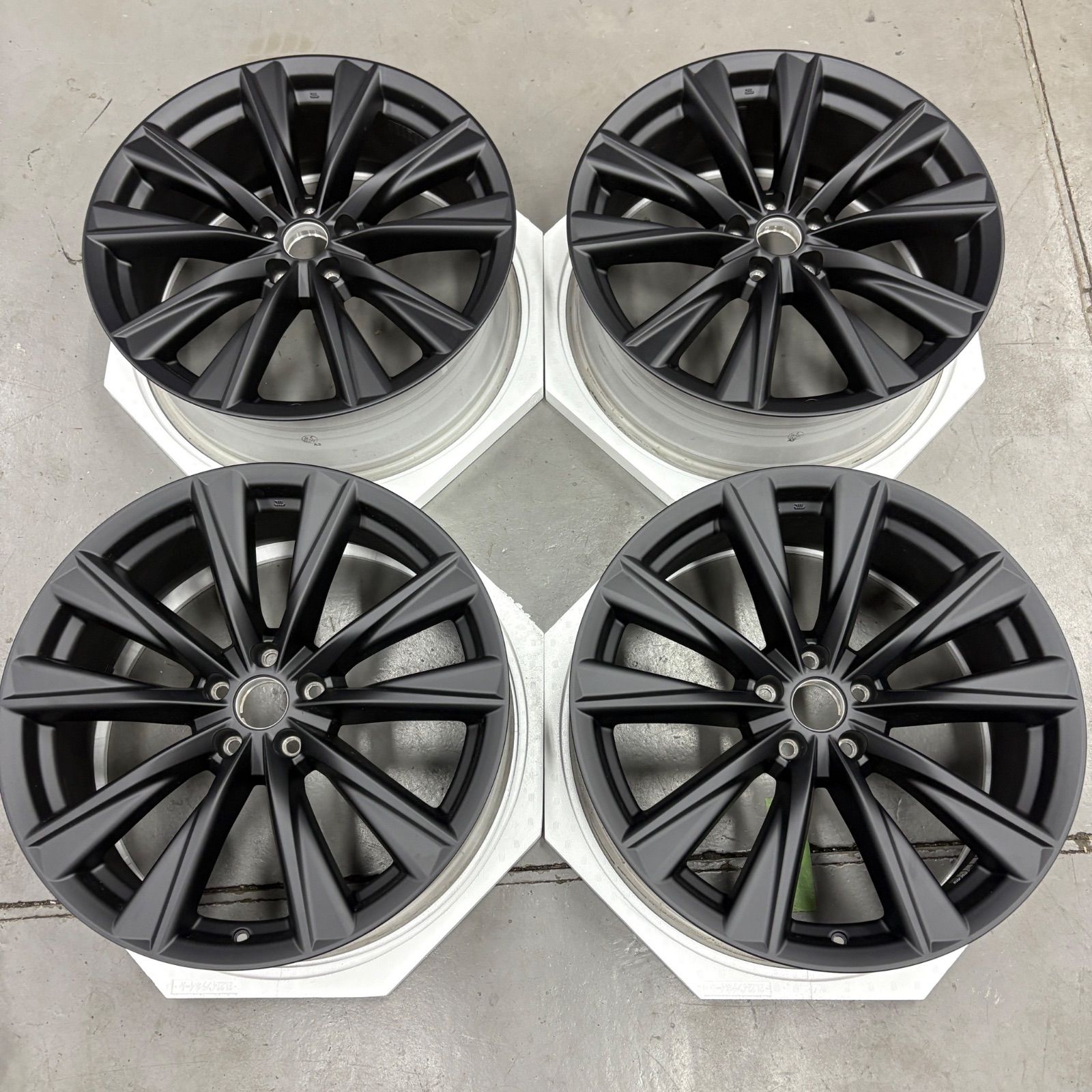 新車外し レクサス RX 500 h Fスポーツ 21インチ 8 j 40 PCD 114 3 マットブラック