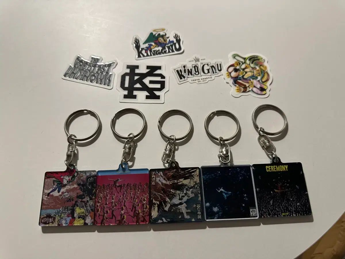 キングヌー コンサート アルバム キーホルダー ステッカー まとめ