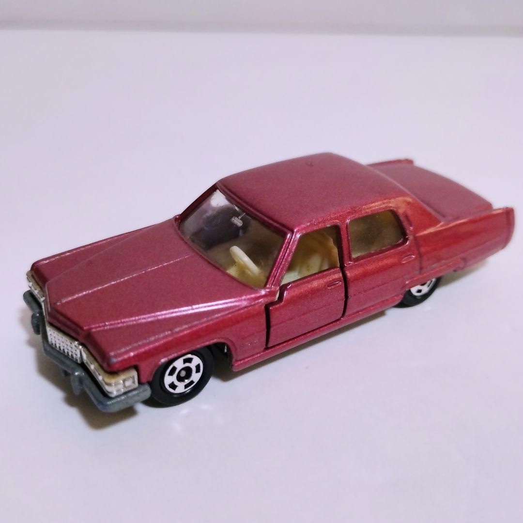 トミカ 日本製 青箱 キャデラック フリートウッド ブローアム 1976 箱