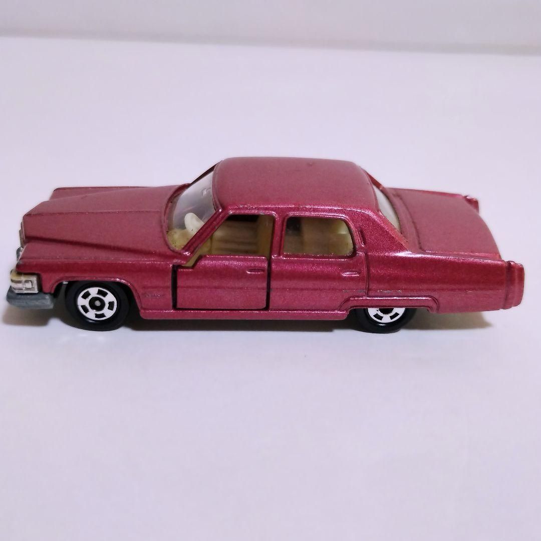 トミカ 日本製 青箱 キャデラック フリートウッド ブローアム 1976 箱