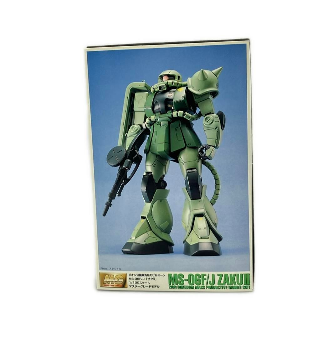 バンダイ MS-06F ZAKU-II ジオン公国軍汎用モビルスーツ 1/60 BANDAI ガンプラMG ジオン公国軍宇宙用 量産型モビルスーツ MS-06F