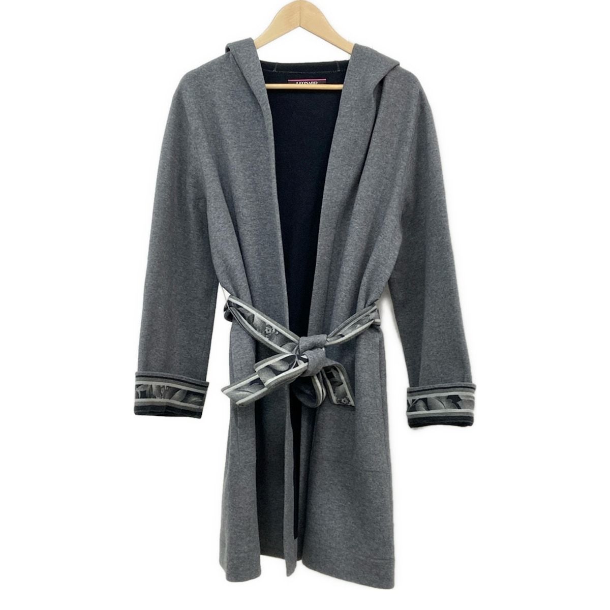 LEONARD(レオナール) コート サイズ40 M レディース美品 - グレー×黒