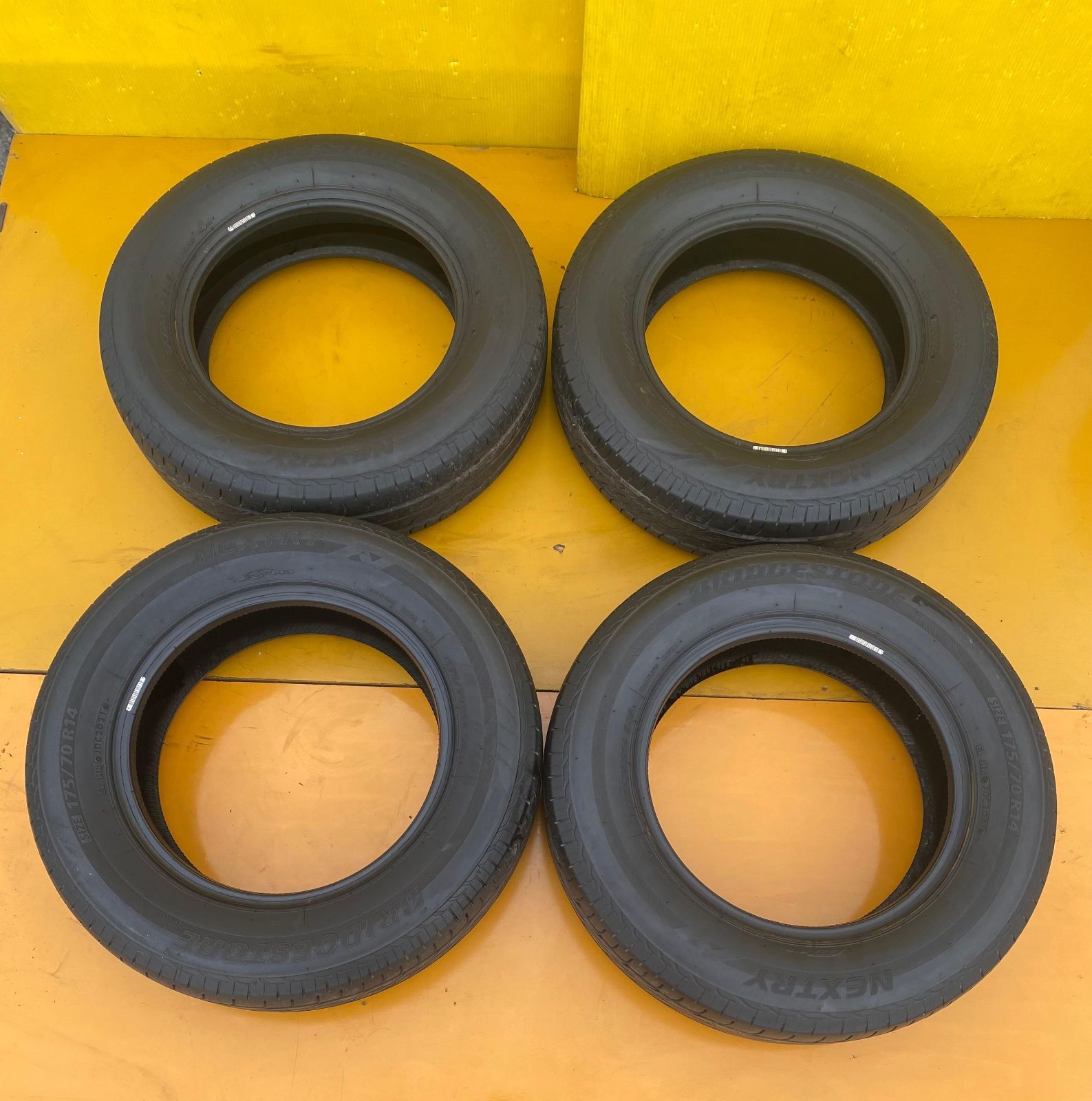 ZT-2675] タイヤ 4本 セット SET ブリヂストン BRIDGESTONE 175/70R14