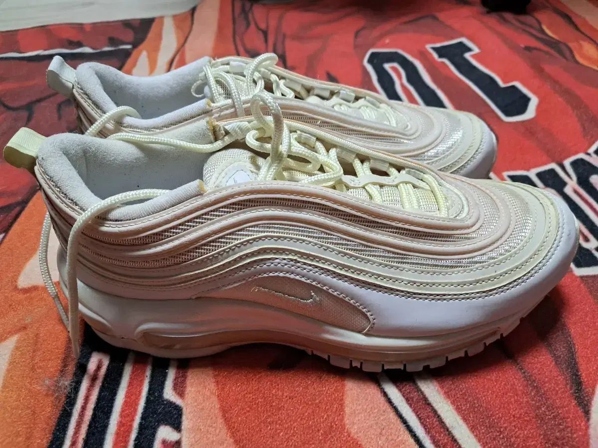 ナイキ エアマックス 97 クリーム 白 スニーカー
