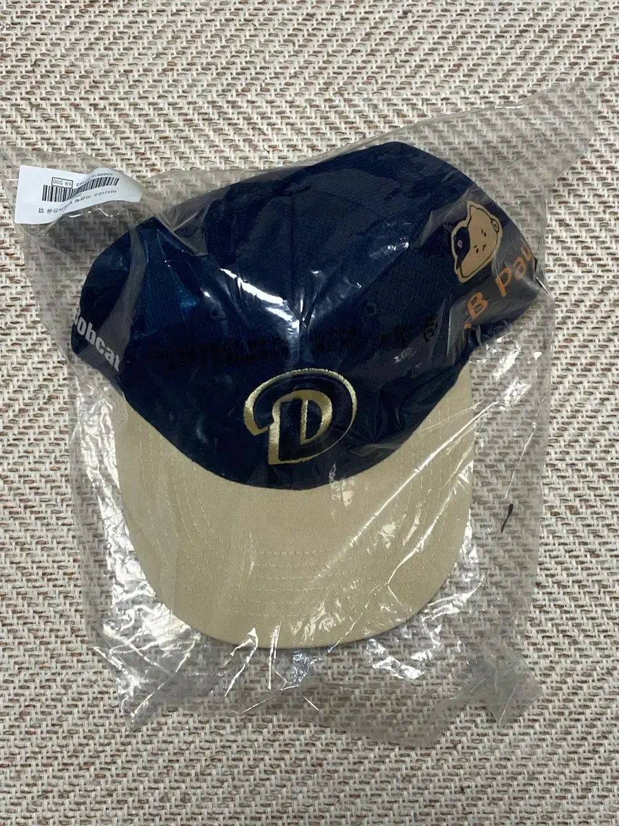 斗山ベアーズ マンゴ コラボ アセンティック ベースボールキャップ 帽子 2026