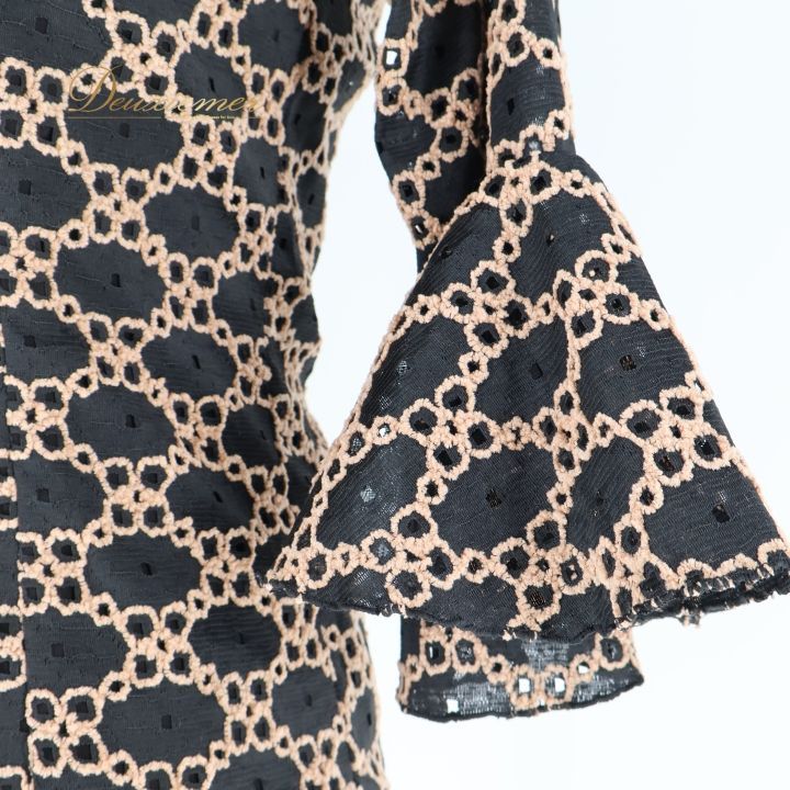 フラメンコ 衣装 トップス ブラウス 黒 茶家尾 ゴールド レース DOCE