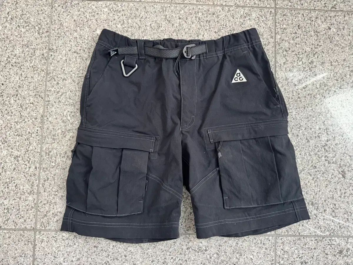 ナイキ ACG ブラック カーゴ ハーフパンツ 30 31